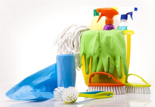 After builders and move-out cleaning support for SW6 homes
